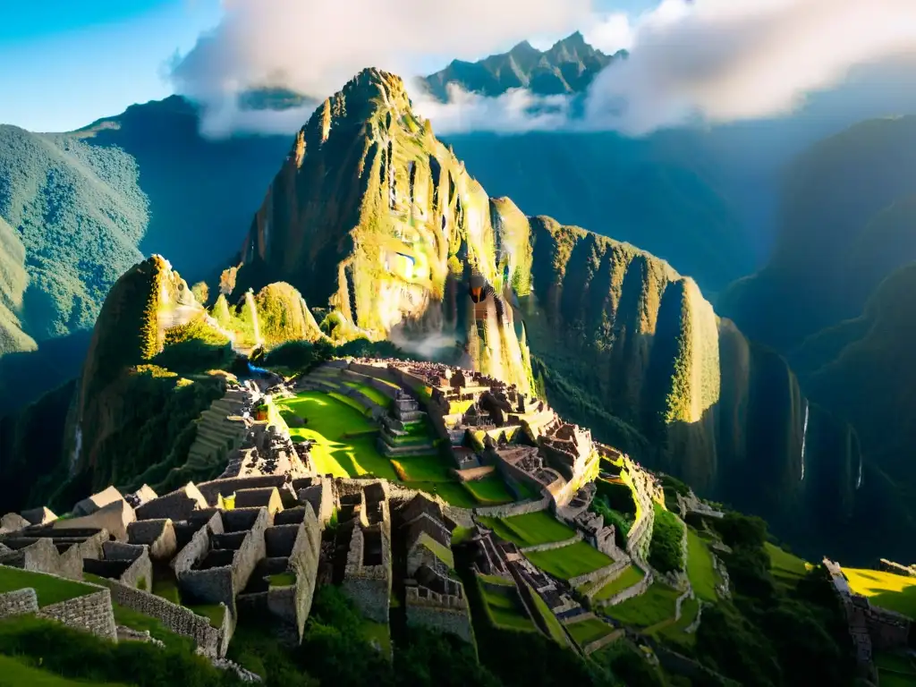 Un amanecer mágico en Machu Picchu, con las ruinas antiguas entre montañas verdes