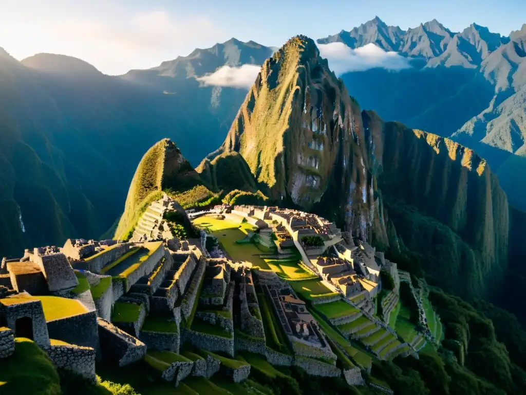 Retiro espiritual en Machu Picchu: Primeras luces del amanecer iluminan las ruinas, creando una atmósfera mística