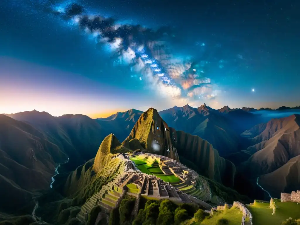 Vista panorámica de los majestuosos Andes bajo un cielo estrellado, con la Cruz del Sur y observatorio Inca